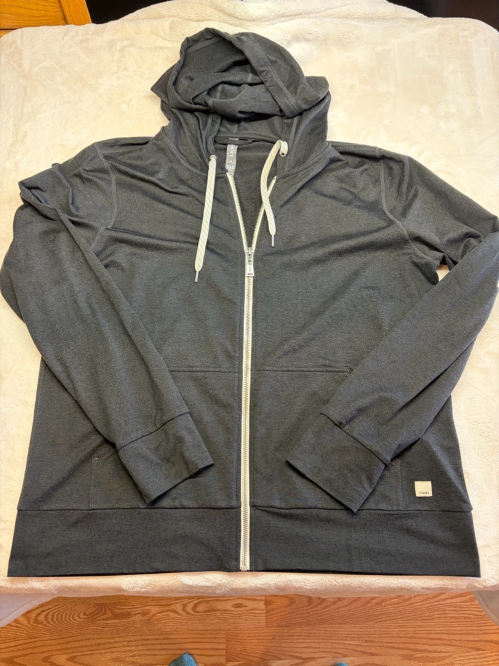 Vuori Halo Performance Hoodie 2.0 Women’s XL Black Full Zip Sweatshirt